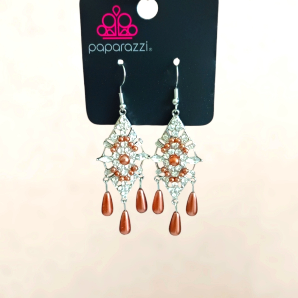 Paparazzi Chandlier Earrings